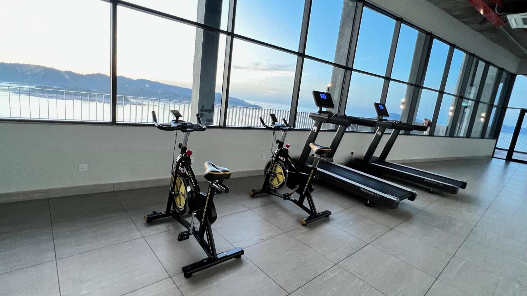 合一民宿3 Unity 3 Jq New 5pax Netflix Cinema Kota Kinabalu